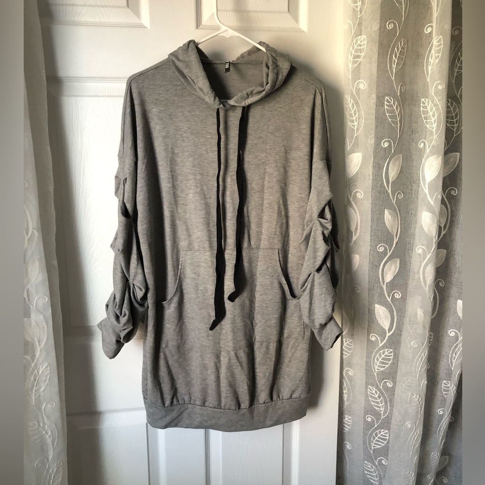 K Too Gray Hooded Sweatshirt with Ruched Sleeves long cover hip women size S